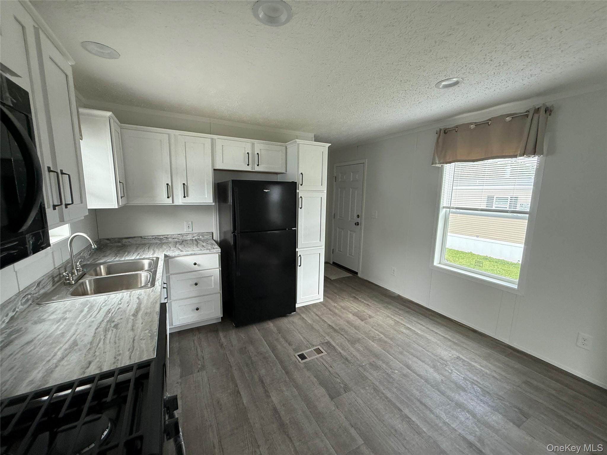 Single Family Peebles Sullivan County, NY 12722, MLS-995884-6