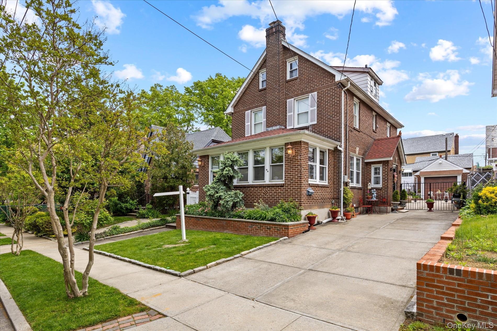 Single Family 168th Street  Queens, NY 11358, MLS-995920-2