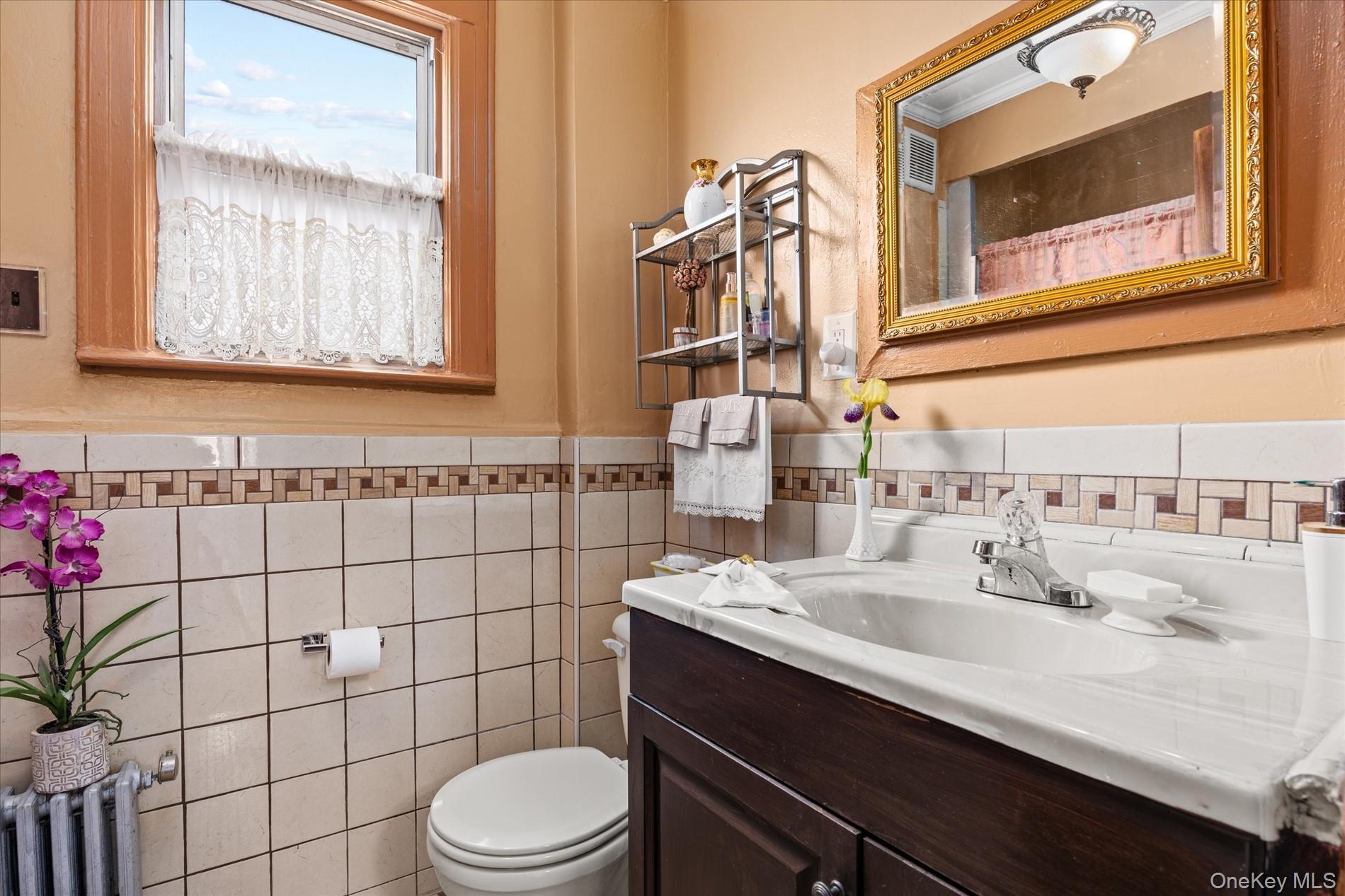 Single Family 168th Street  Queens, NY 11358, MLS-995920-20