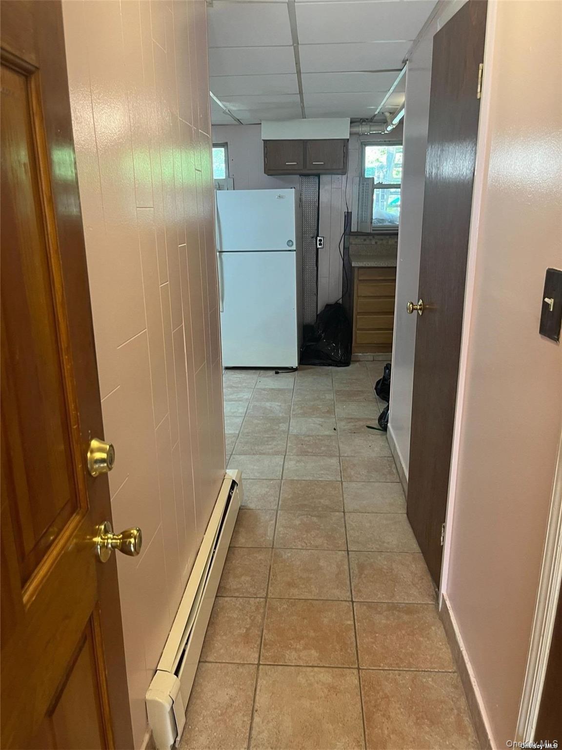Apartment 47th Queens, NY 11105, MLS-995947-3