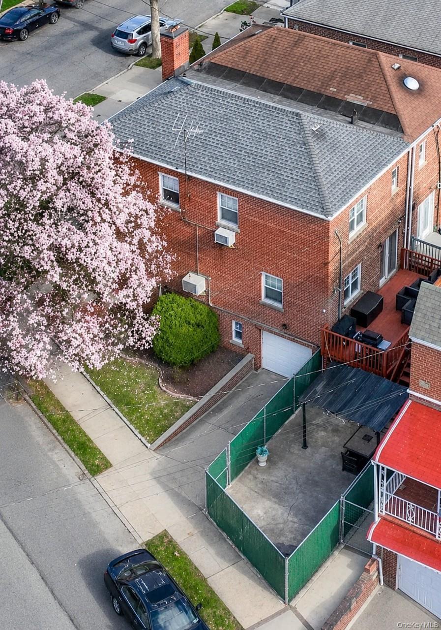 Single Family Narragansett  Bronx, NY 10461, MLS-995978-31