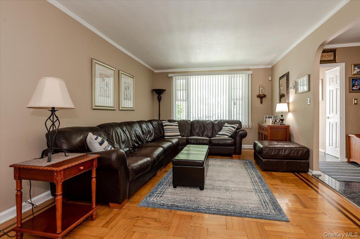 Single Family Narragansett Bronx, NY 10461, MLS-995978-6