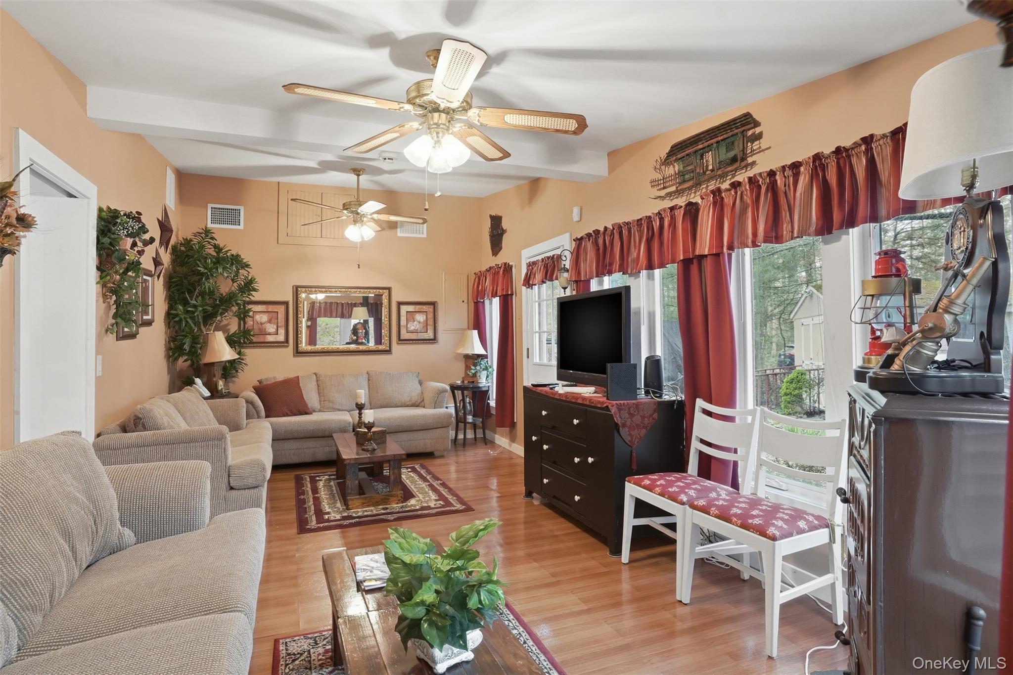 Single Family Shore Sullivan County, NY 12790, MLS-995993-11