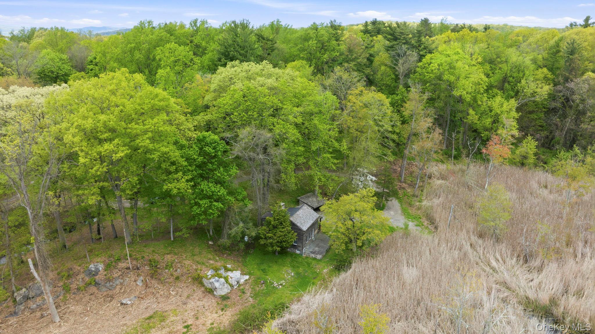 Single Family Cedar Lane Westchester County, NY 10562, MLS-996003-25