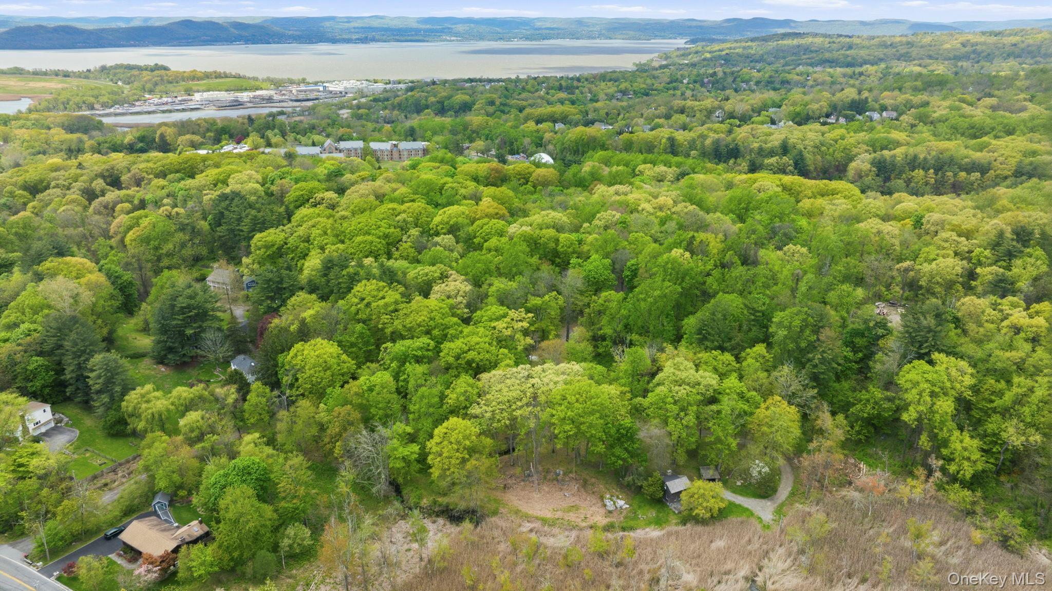 Single Family Cedar Lane Westchester County, NY 10562, MLS-996003-31