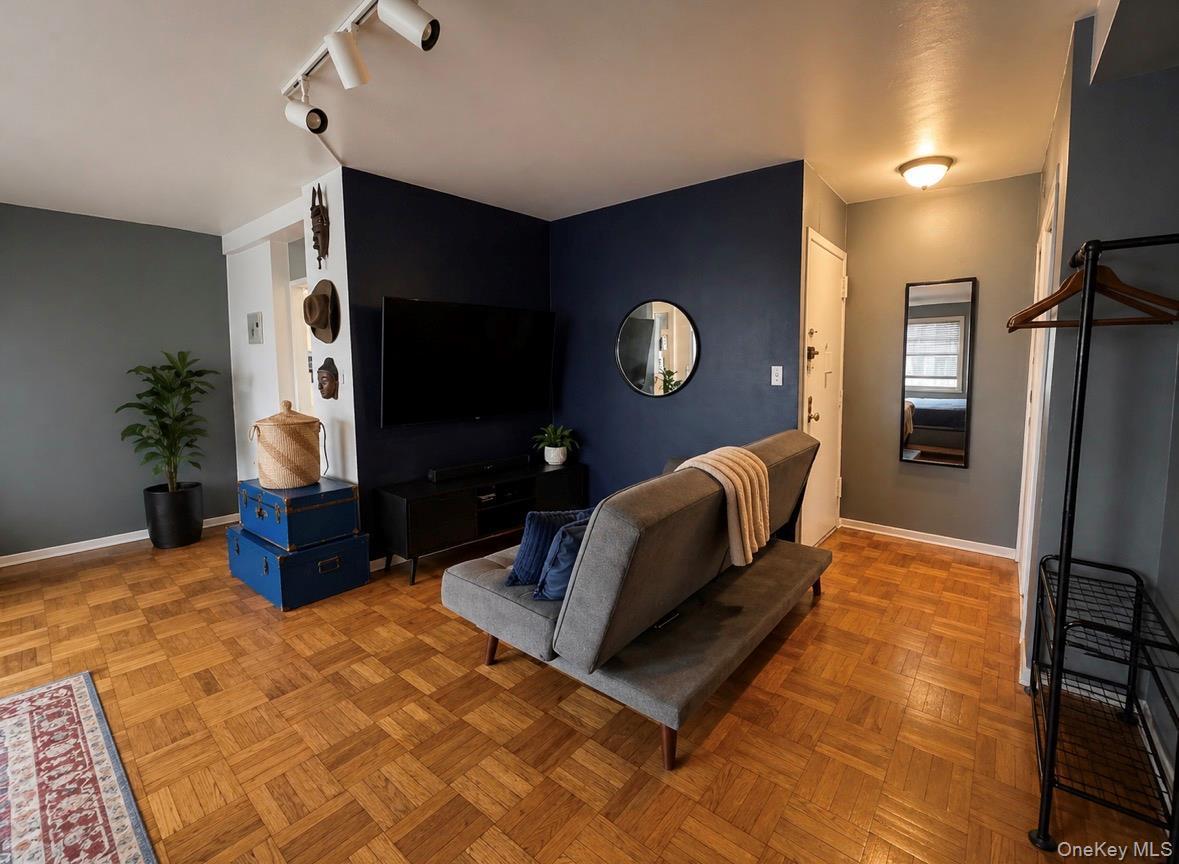 Coop Fordham Hill  Bronx, NY 10468, MLS-996025-11