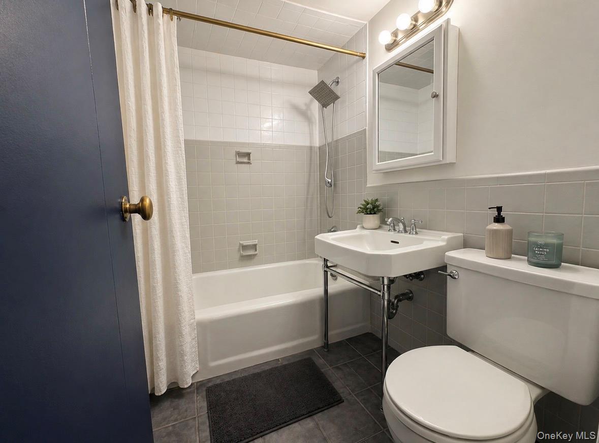 Coop Fordham Hill  Bronx, NY 10468, MLS-996025-12