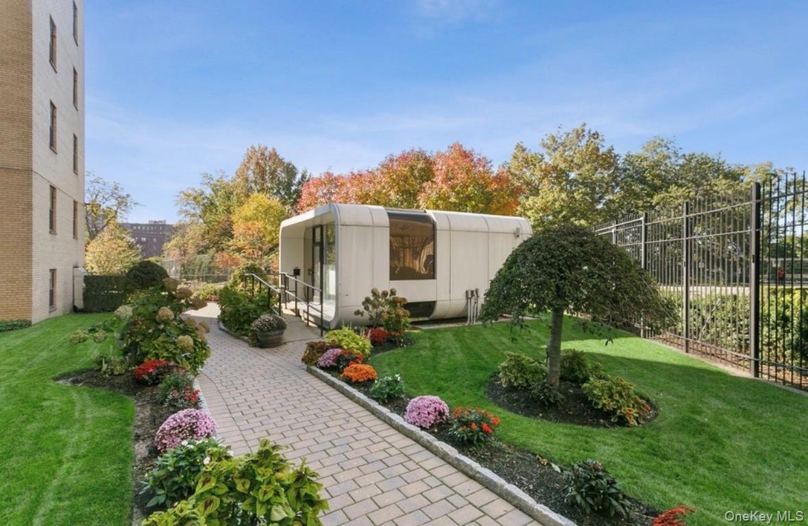 Coop Fordham Hill  Bronx, NY 10468, MLS-996025-4
