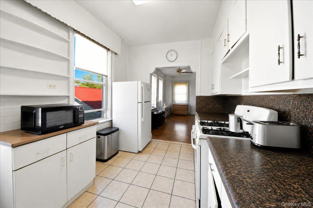 Single Family Hobart  Bronx, NY 10461, MLS-996033-13