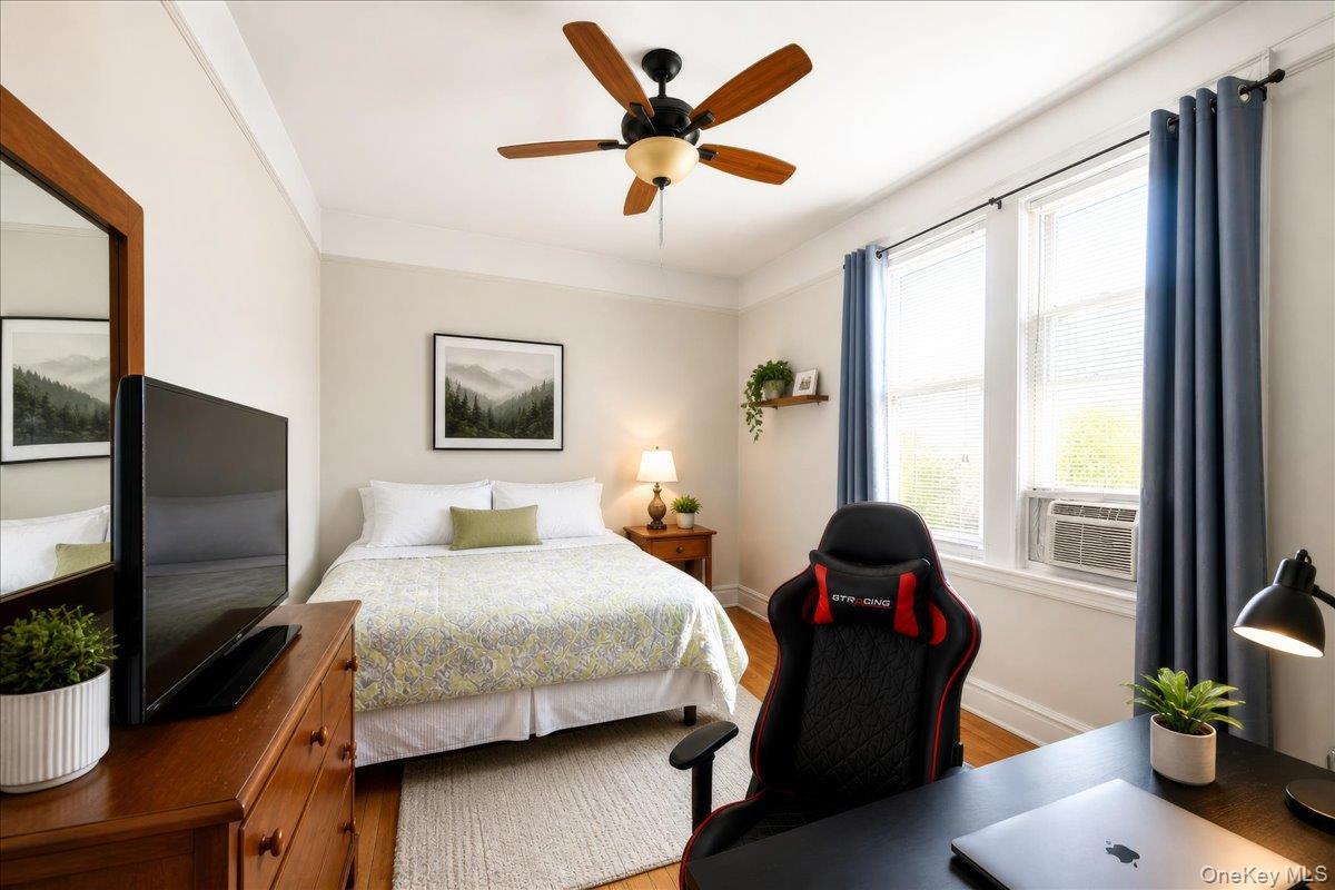 Single Family Hobart  Bronx, NY 10461, MLS-996033-19
