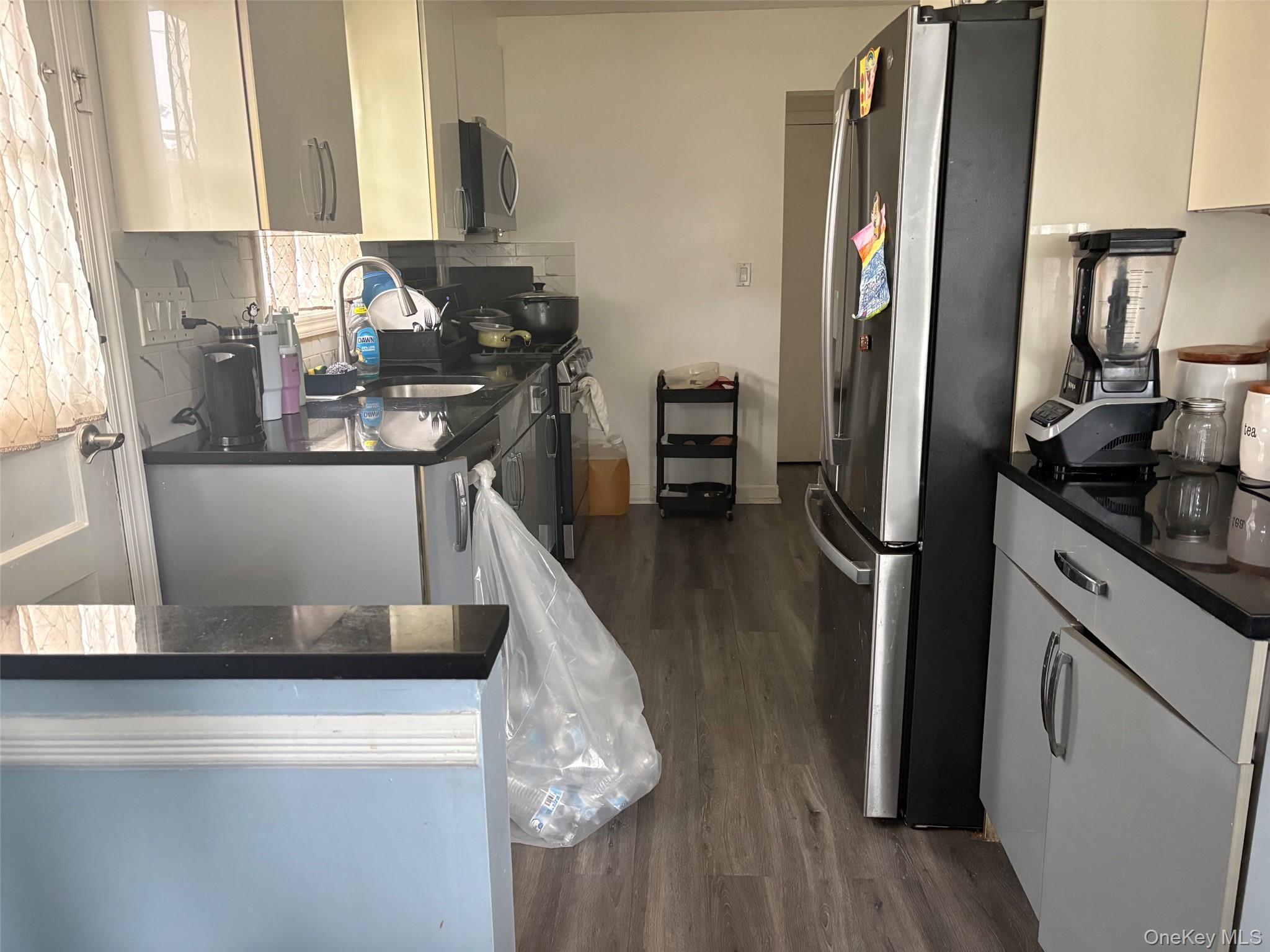 Single Family Broadway Nassau County, NY 11580, MLS-996063-5