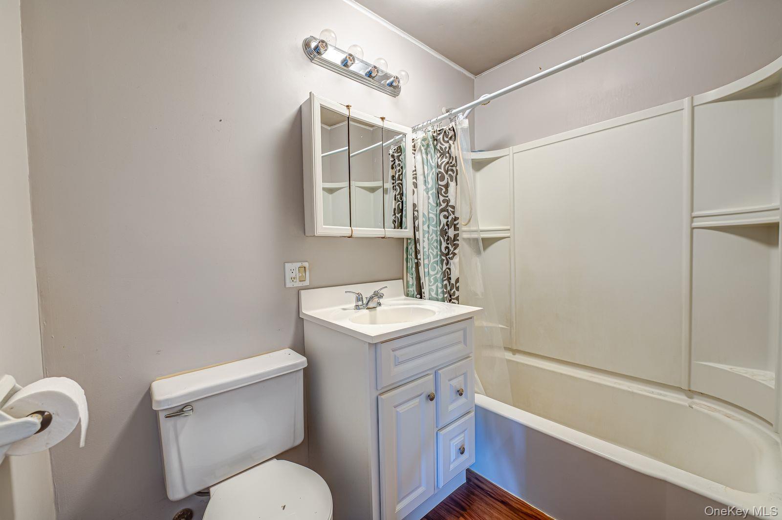 Single Family 3rd Avenue Suffolk County, NY 11731, MLS-996076-19