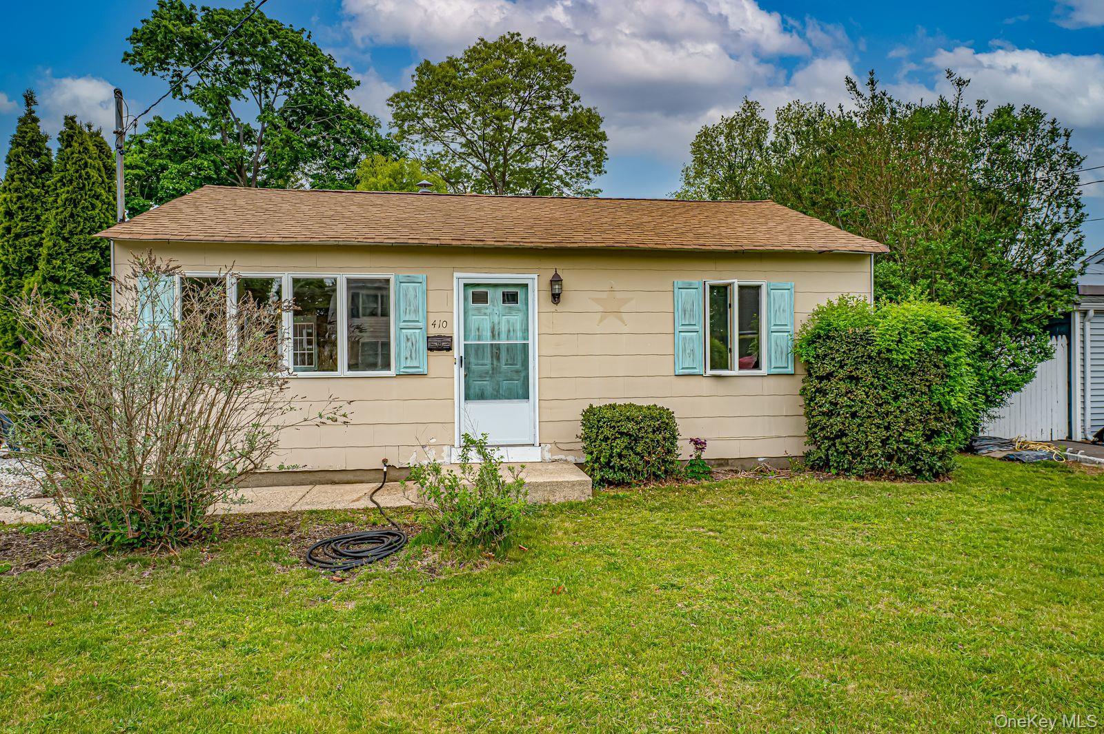Single Family 3rd Avenue Suffolk County, NY 11731, MLS-996076-2