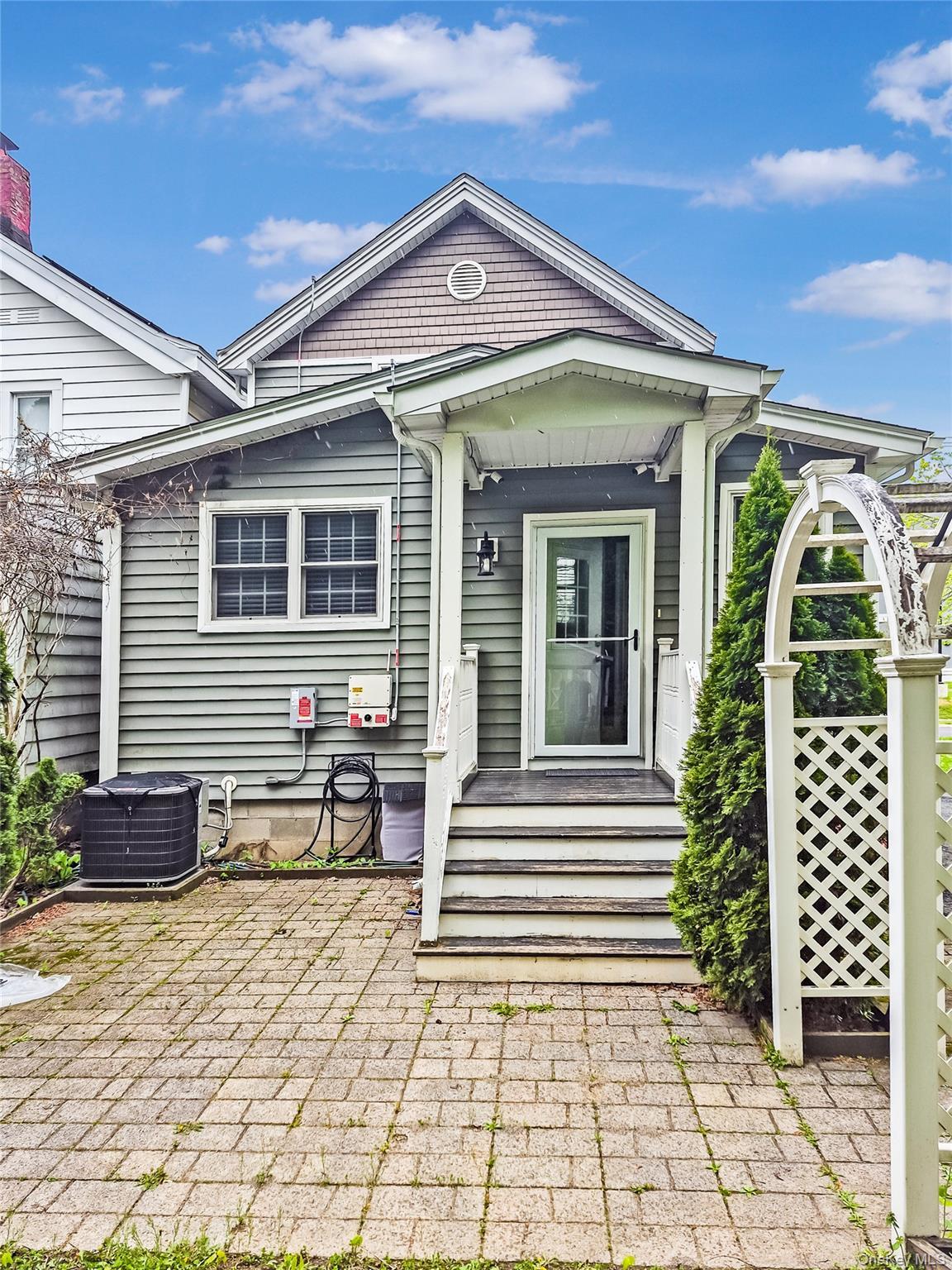 Single Family Hamilton Dutchess County, NY 12601, MLS-996093-23