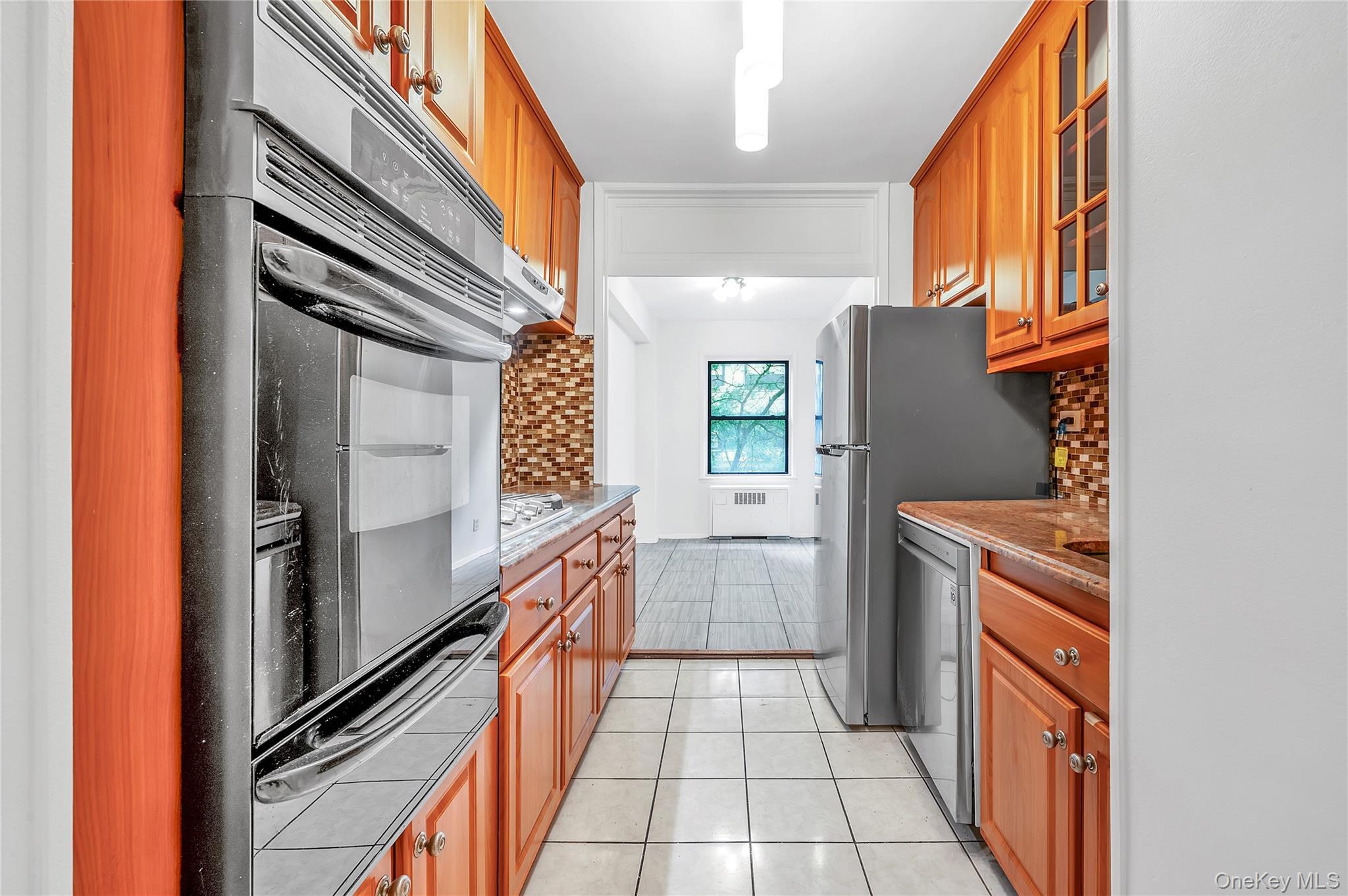 Coop 48th  Manhattan, NY 10017, MLS-996120-5