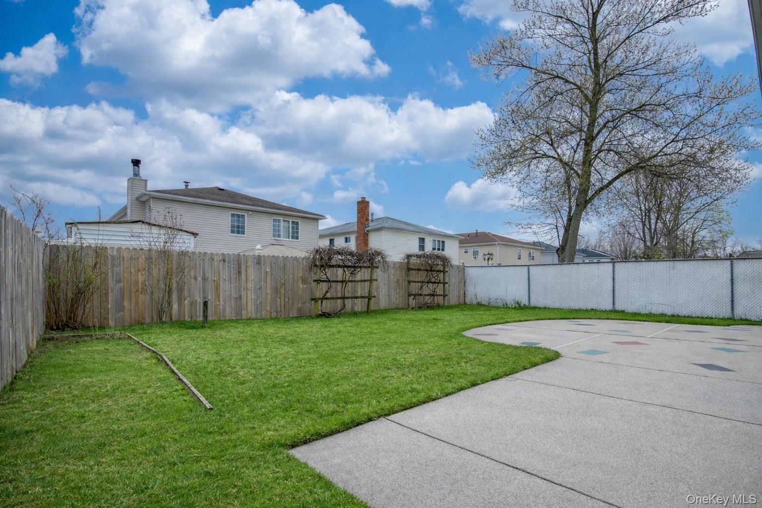 Single Family Forest  Staten Island, NY 10314, MLS-996150-26