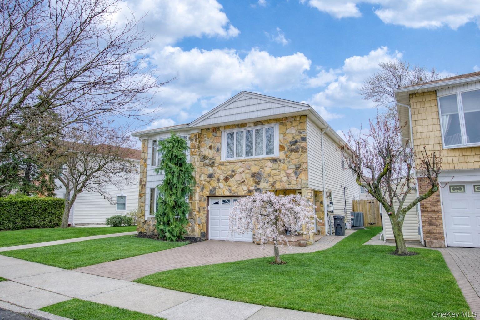 Single Family Forest  Staten Island, NY 10314, MLS-996150-29