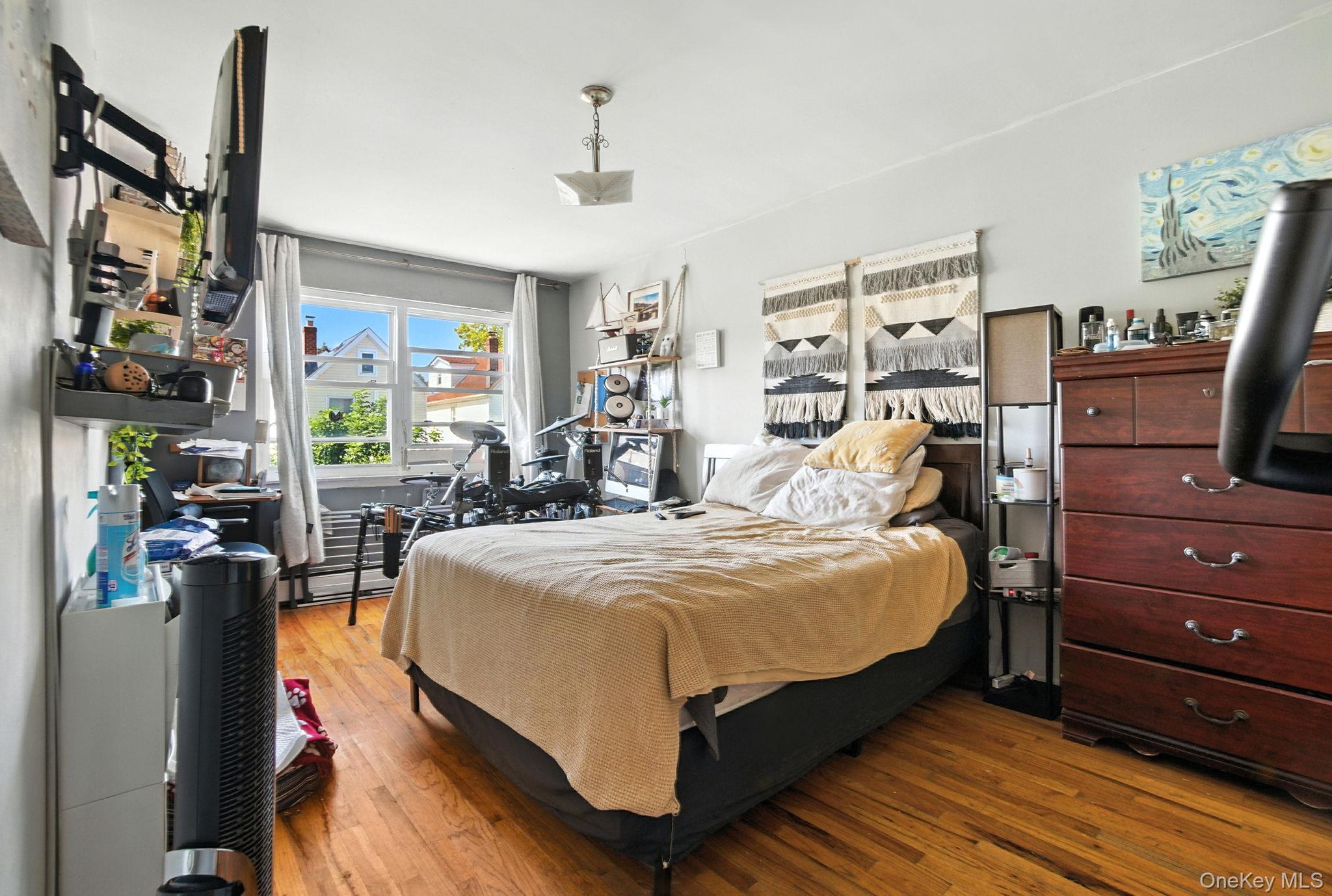 Single Family Booth Street Queens, NY 11374, MLS-996152-20