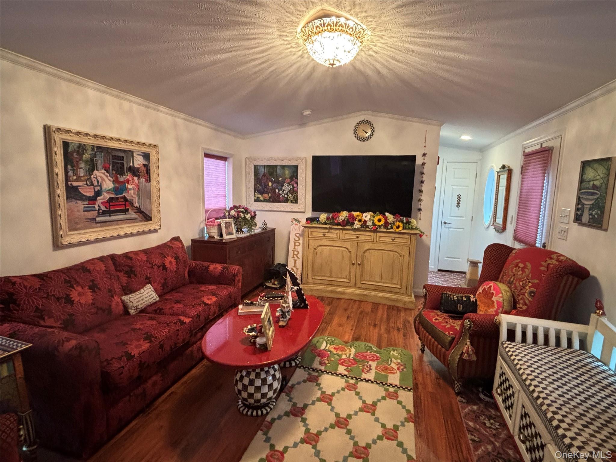 Single Family Old Country  Suffolk County, NY 11901, MLS-996179-6