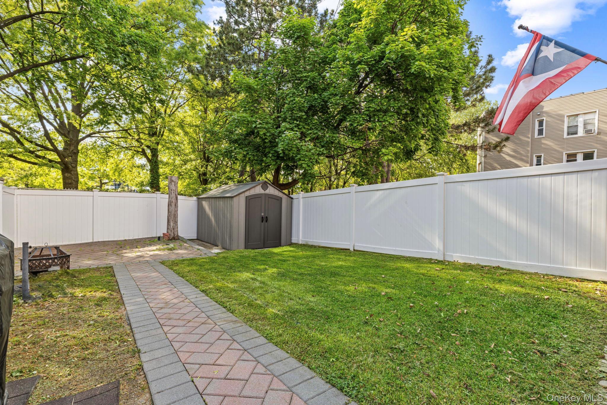 Single Family Mayflower Bronx, NY 10461, MLS-996197-15