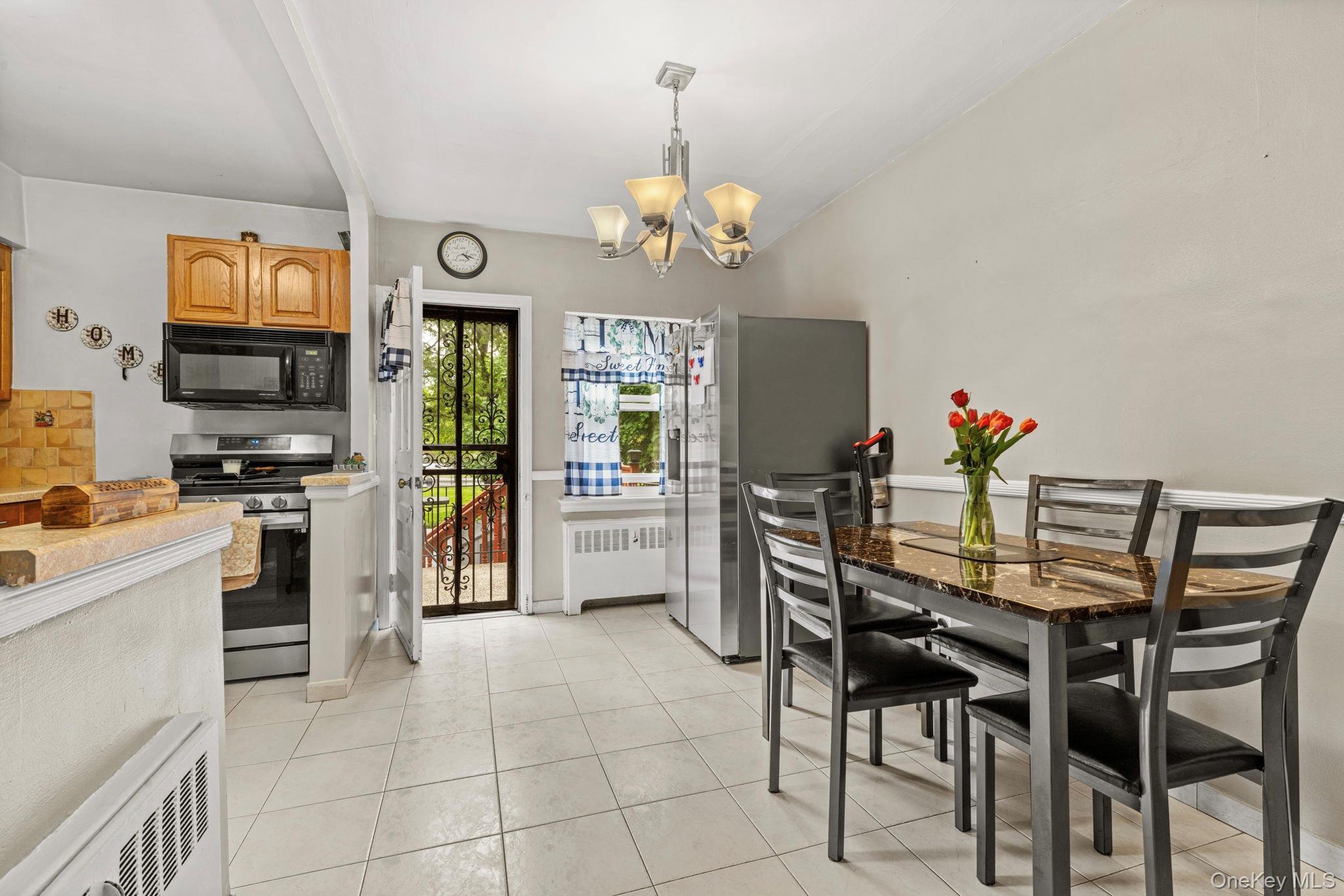 Single Family Mayflower Bronx, NY 10461, MLS-996197-5