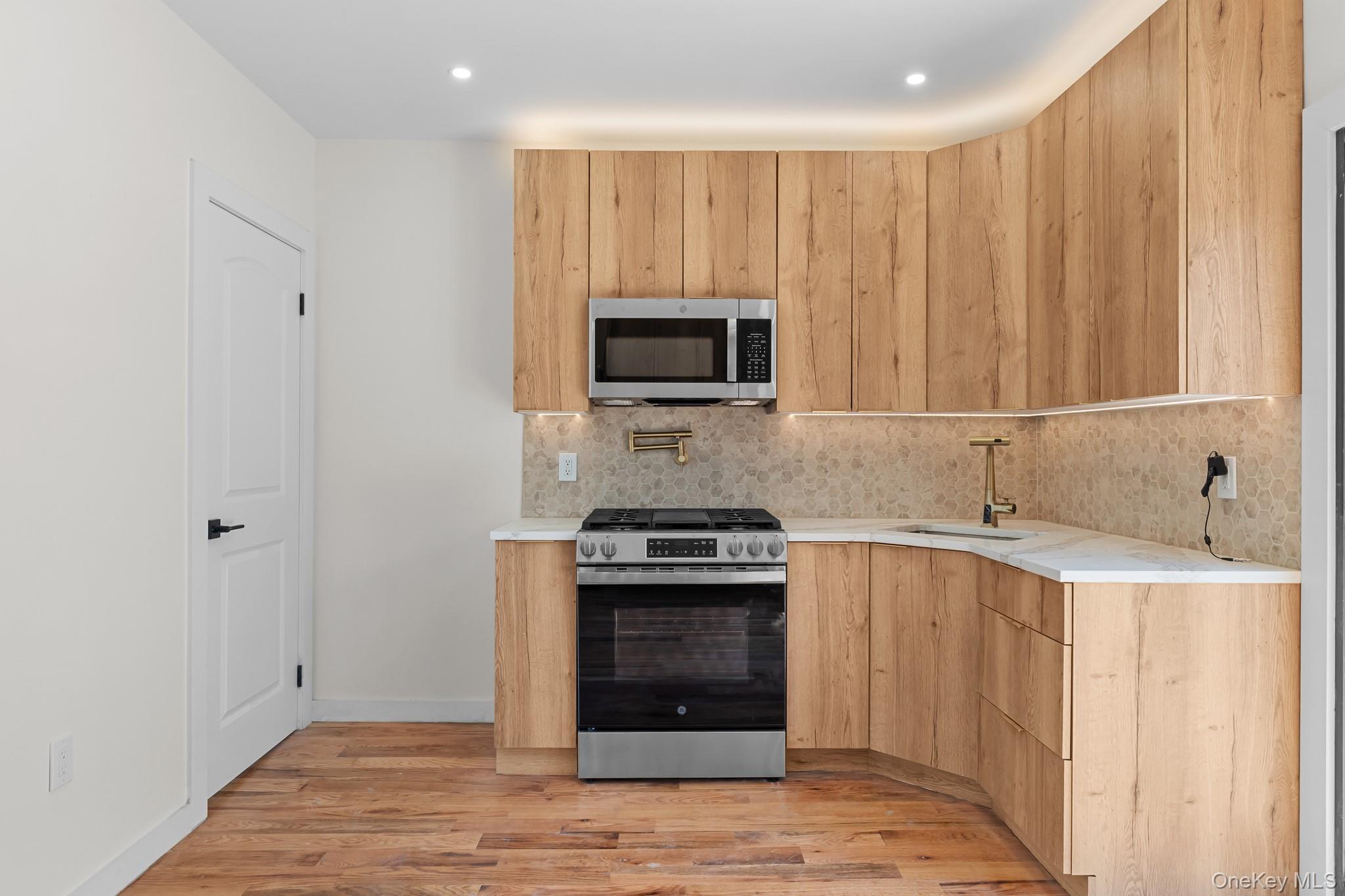 Single Family 169th Queens, NY 11433, MLS-996199-5