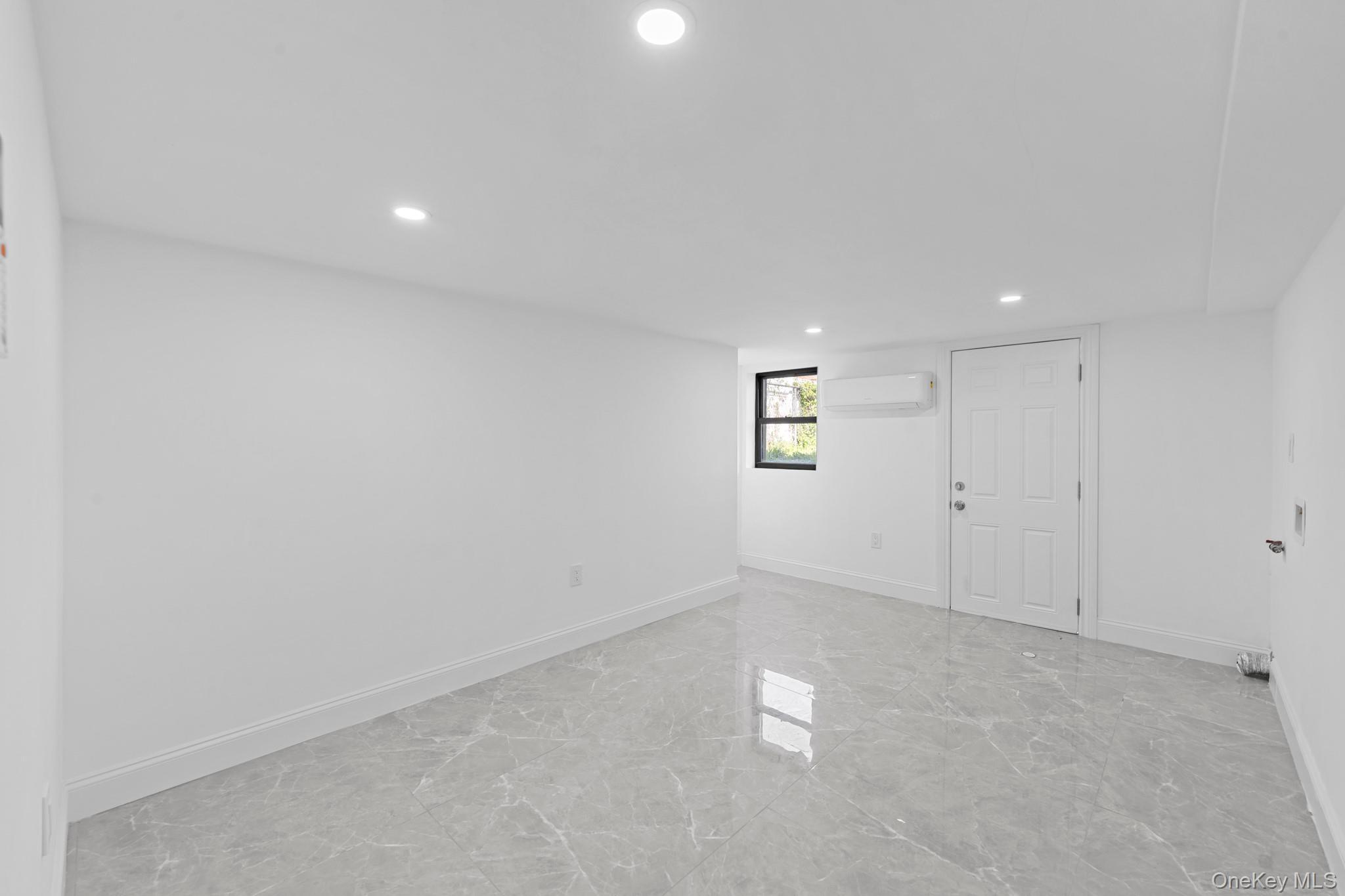 Single Family 157th Street Queens, NY 11434, MLS-996215-10