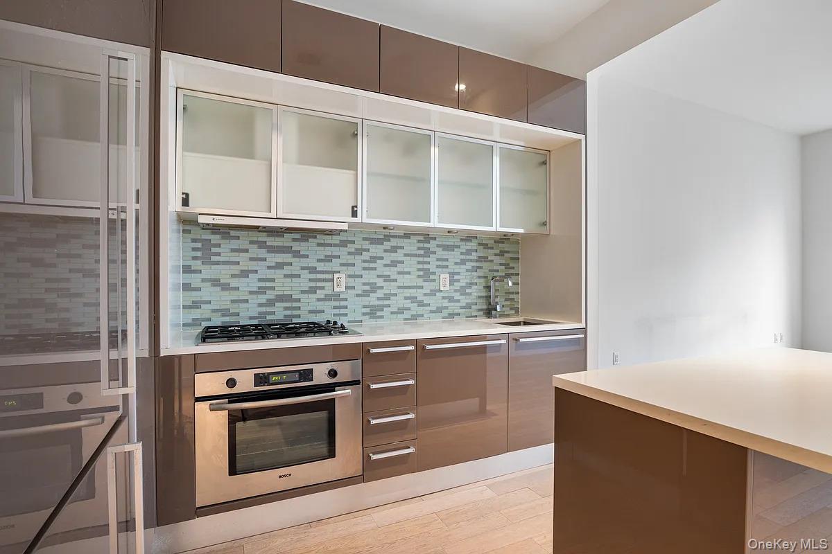 Condo Wall  Manhattan, NY 10005, MLS-996228-3