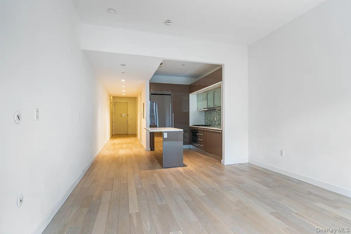 Condo Wall  Manhattan, NY 10005, MLS-996228-6
