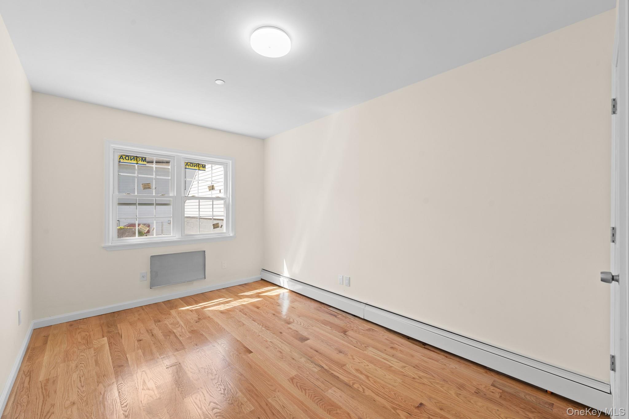 Single Family Newburg St Queens, NY 11412, MLS-996230-12