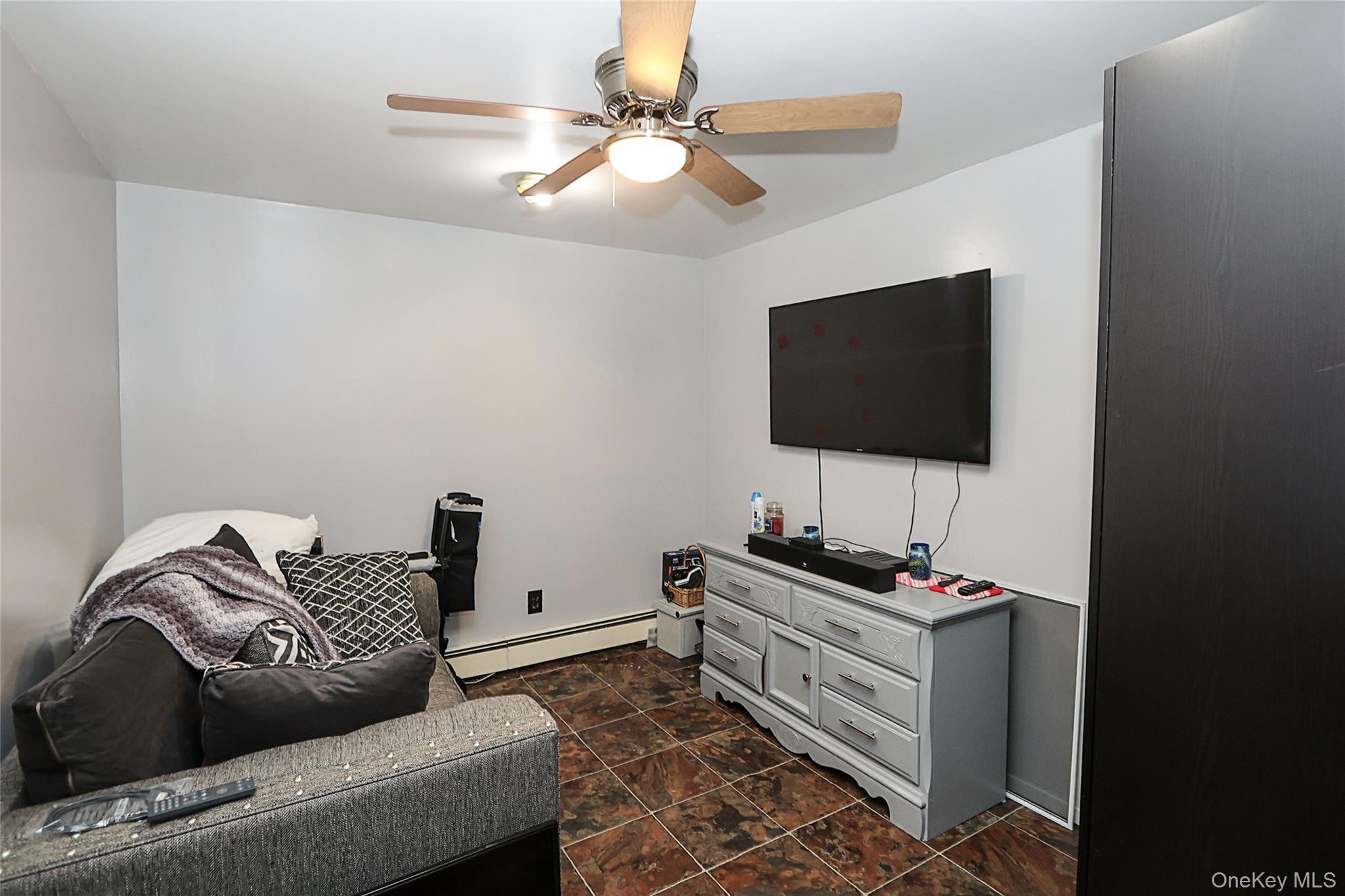 Single Family Haven Lane Nassau County, NY 11756, MLS-996232-11