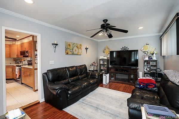 Single Family Haven Lane Nassau County, NY 11756, MLS-996232-5