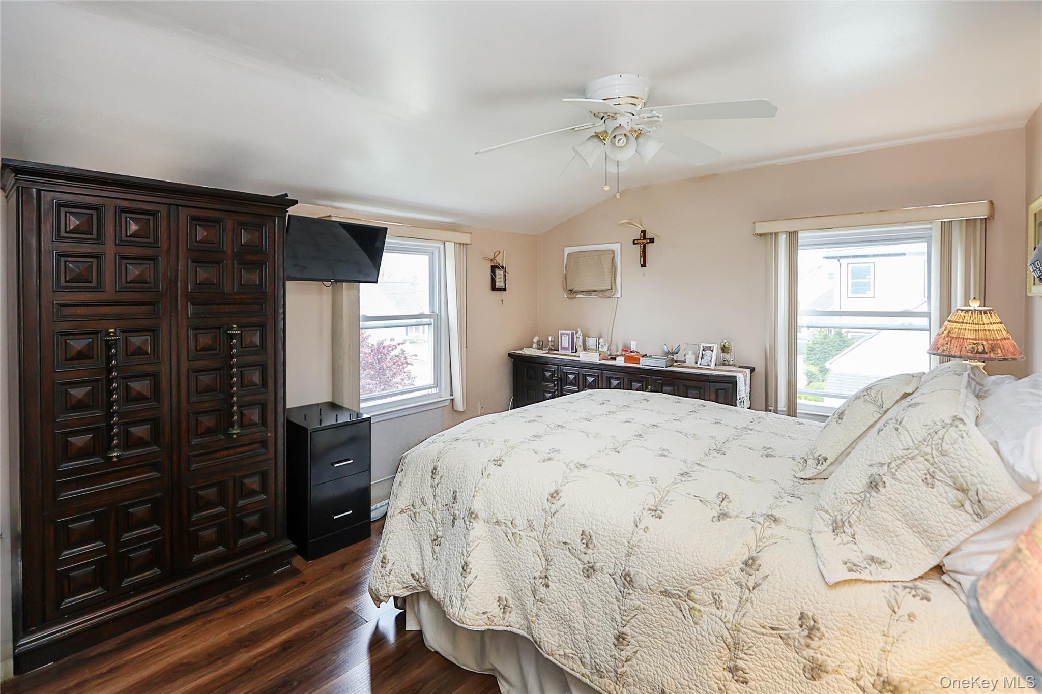 Single Family Haven Lane Nassau County, NY 11756, MLS-996232-8