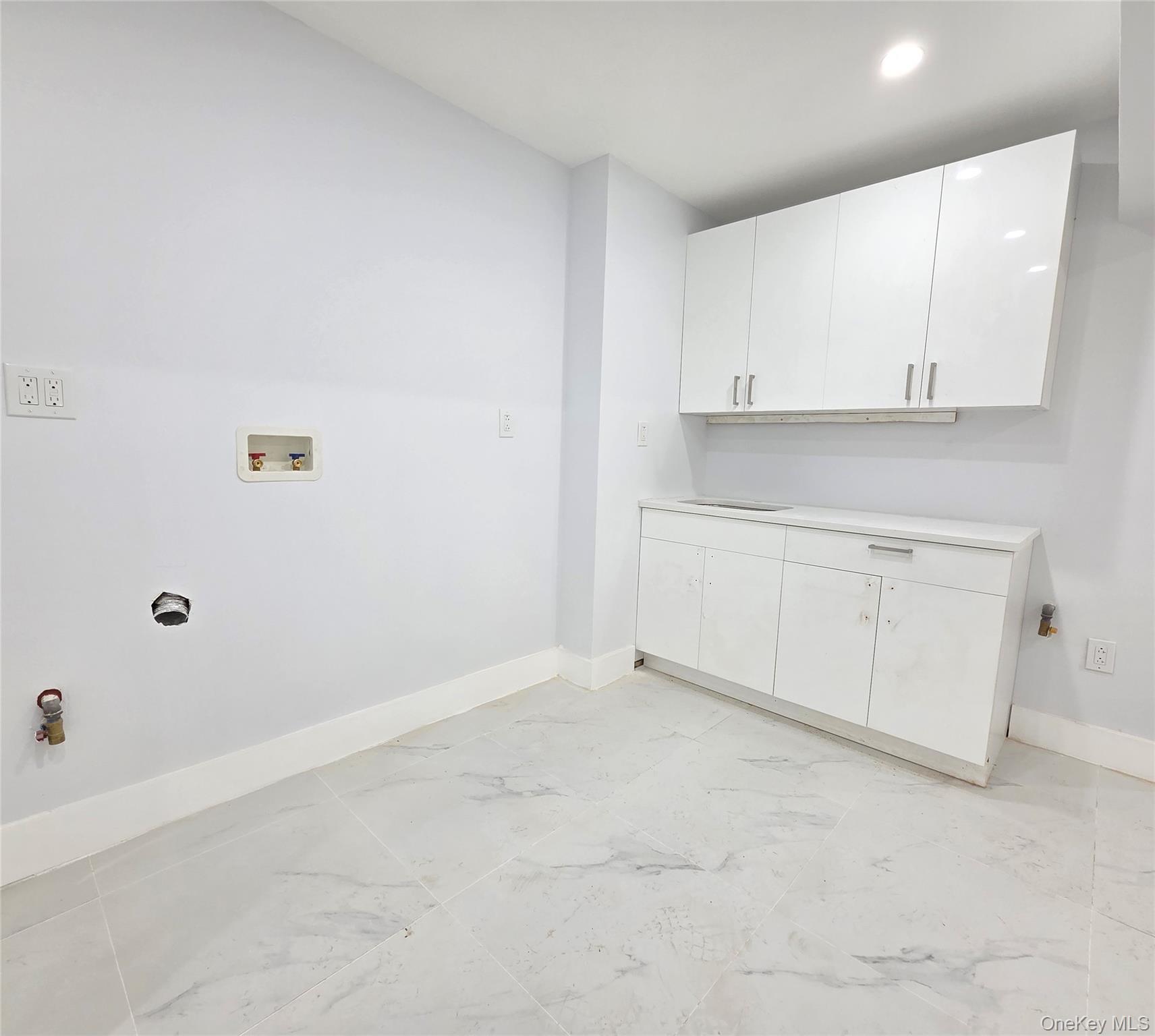 Single Family Grace  Bronx, NY 10466, MLS-996292-13