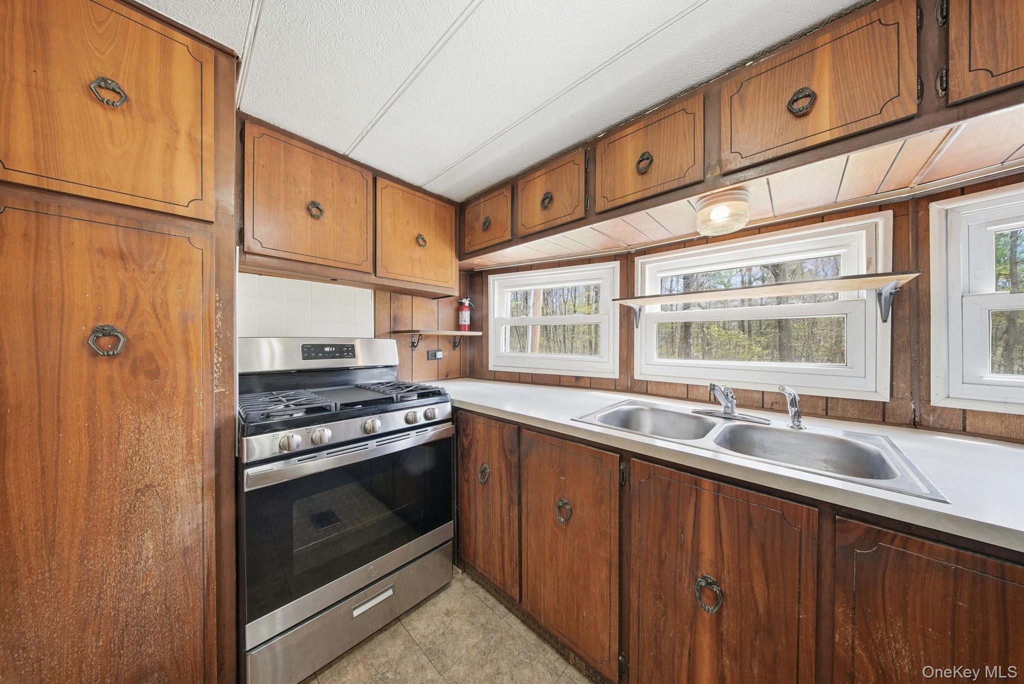 Single Family Peenpack Orange County, NY 12780, MLS-996339-13