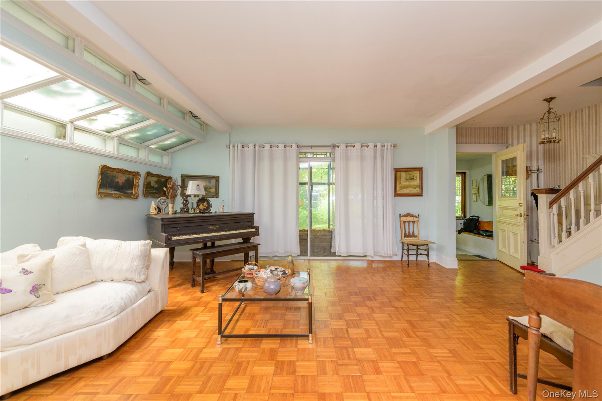 Single Family Prospect Avenue Queens, NY 11363, MLS-996370-2