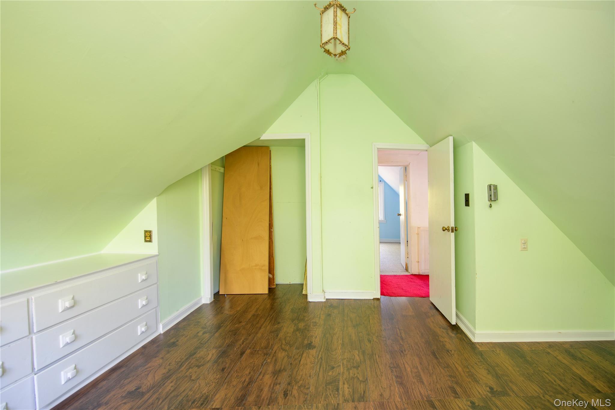 Single Family Prospect Avenue Queens, NY 11363, MLS-996370-26
