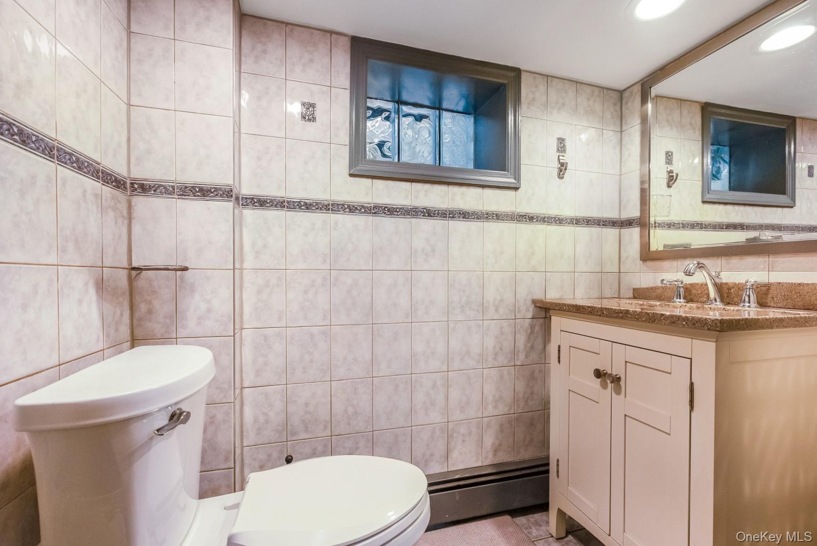 Single Family Commonwealth Queens, NY 11426, MLS-996435-21