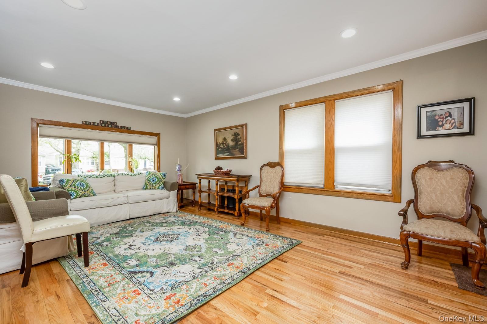 Single Family Commonwealth Queens, NY 11426, MLS-996435-3