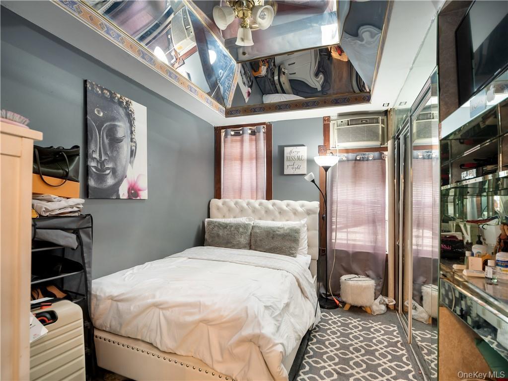 Single Family Commonwealth  Bronx, NY 10472, MLS-996477-12