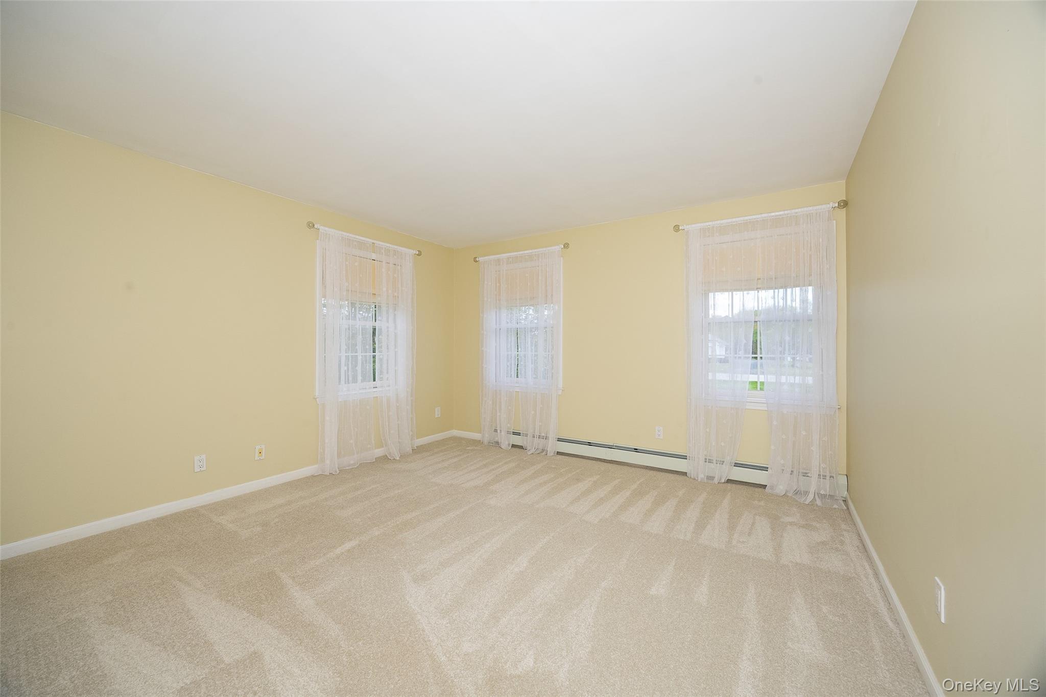 Single Family Rockledge Drive Dutchess County, NY 12569, MLS-996478-23