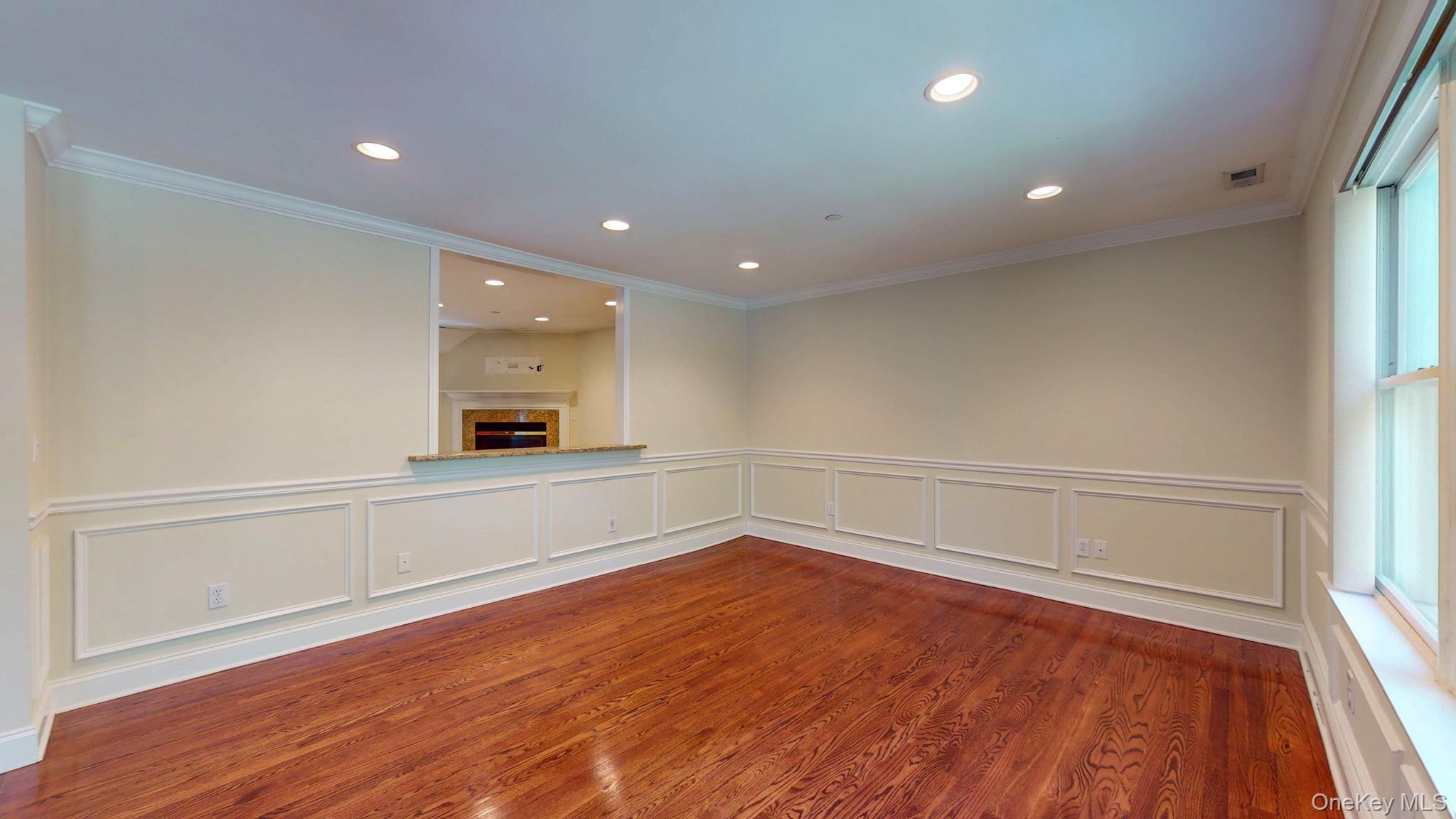 Single Family Glenwood Road Westchester County, NY 10528, MLS-996499-11