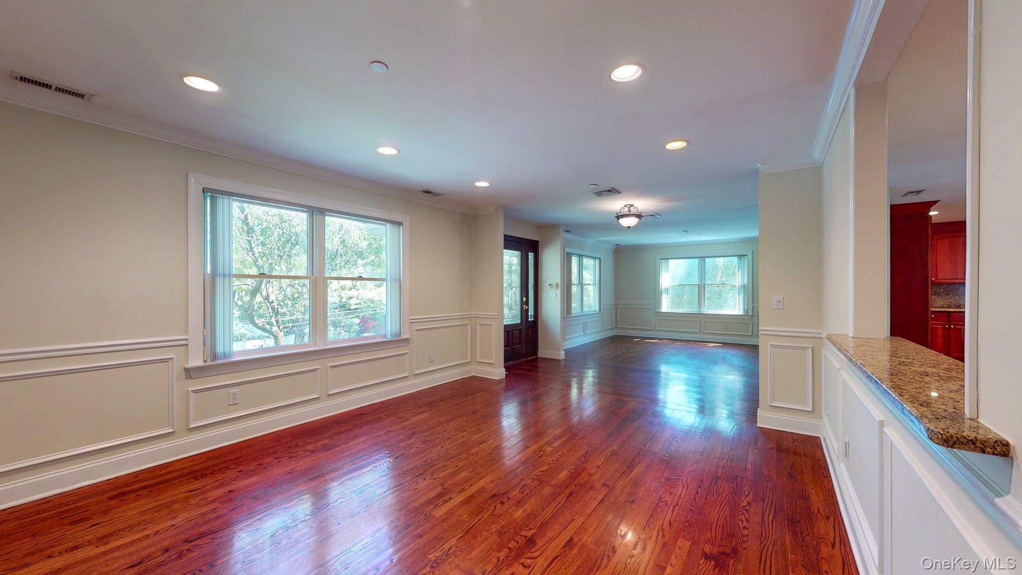 Single Family Glenwood Road Westchester County, NY 10528, MLS-996499-12