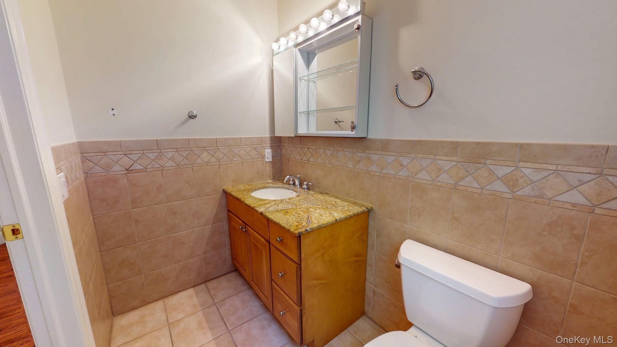 Single Family Glenwood Road Westchester County, NY 10528, MLS-996499-32