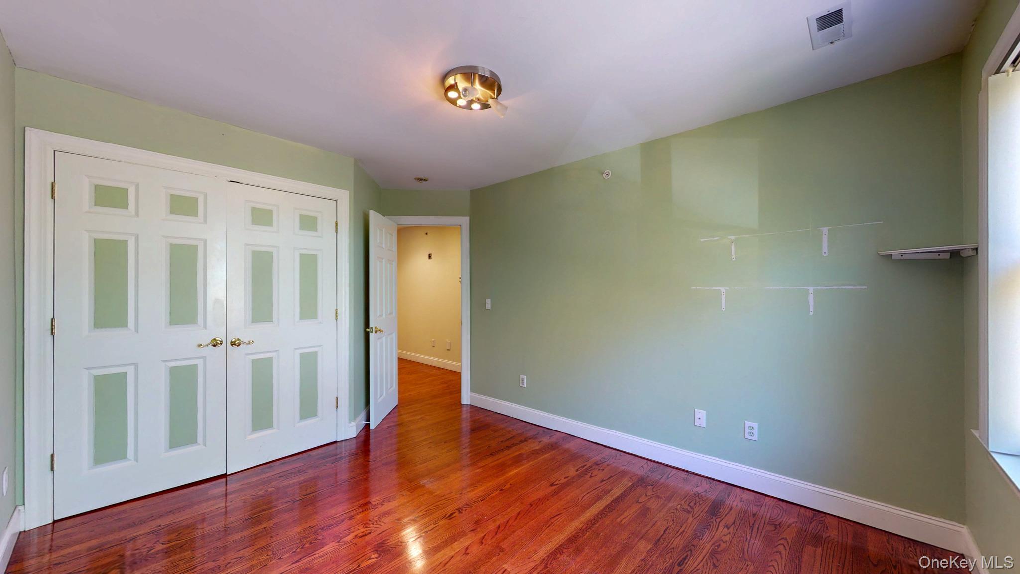 Single Family Glenwood Road Westchester County, NY 10528, MLS-996499-41