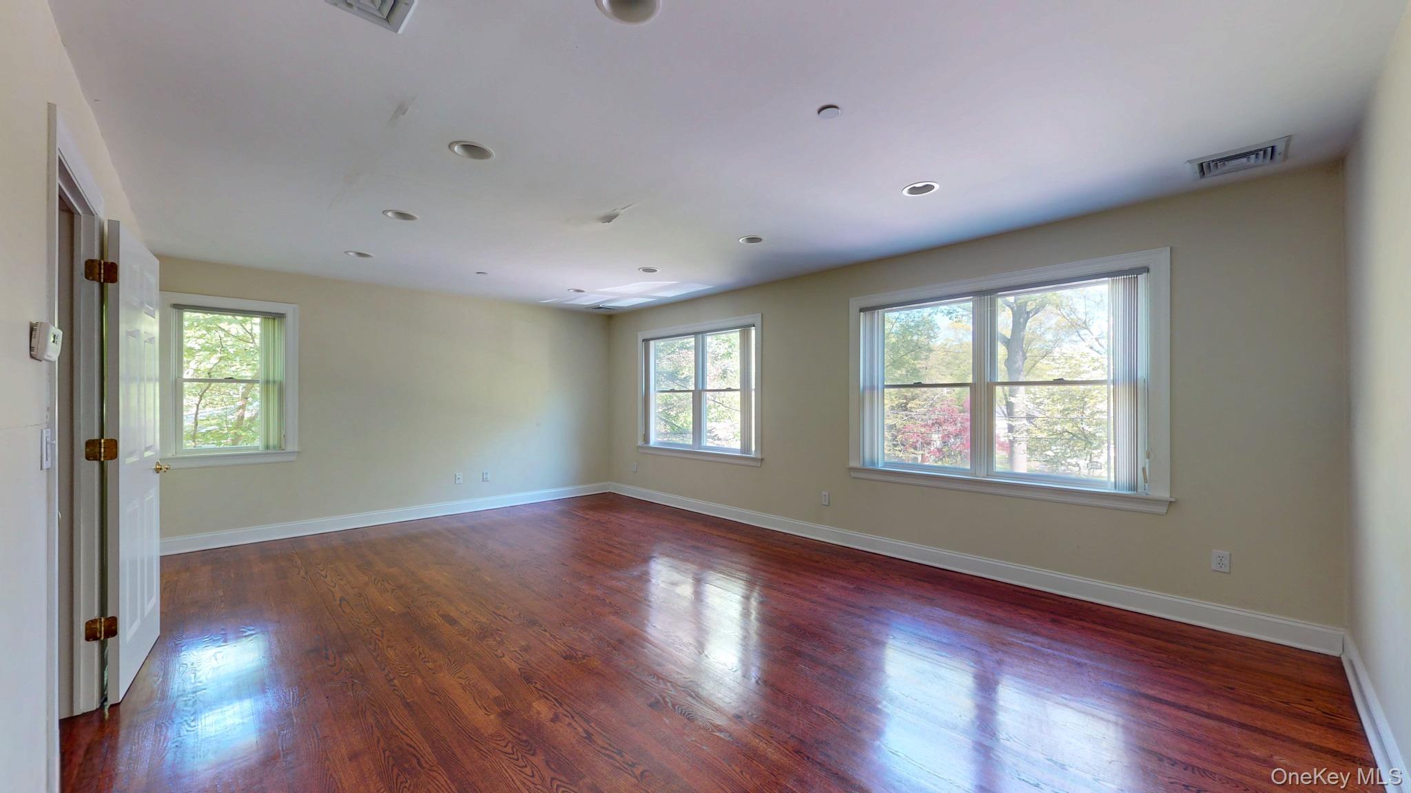 Single Family Glenwood Road Westchester County, NY 10528, MLS-996499-42