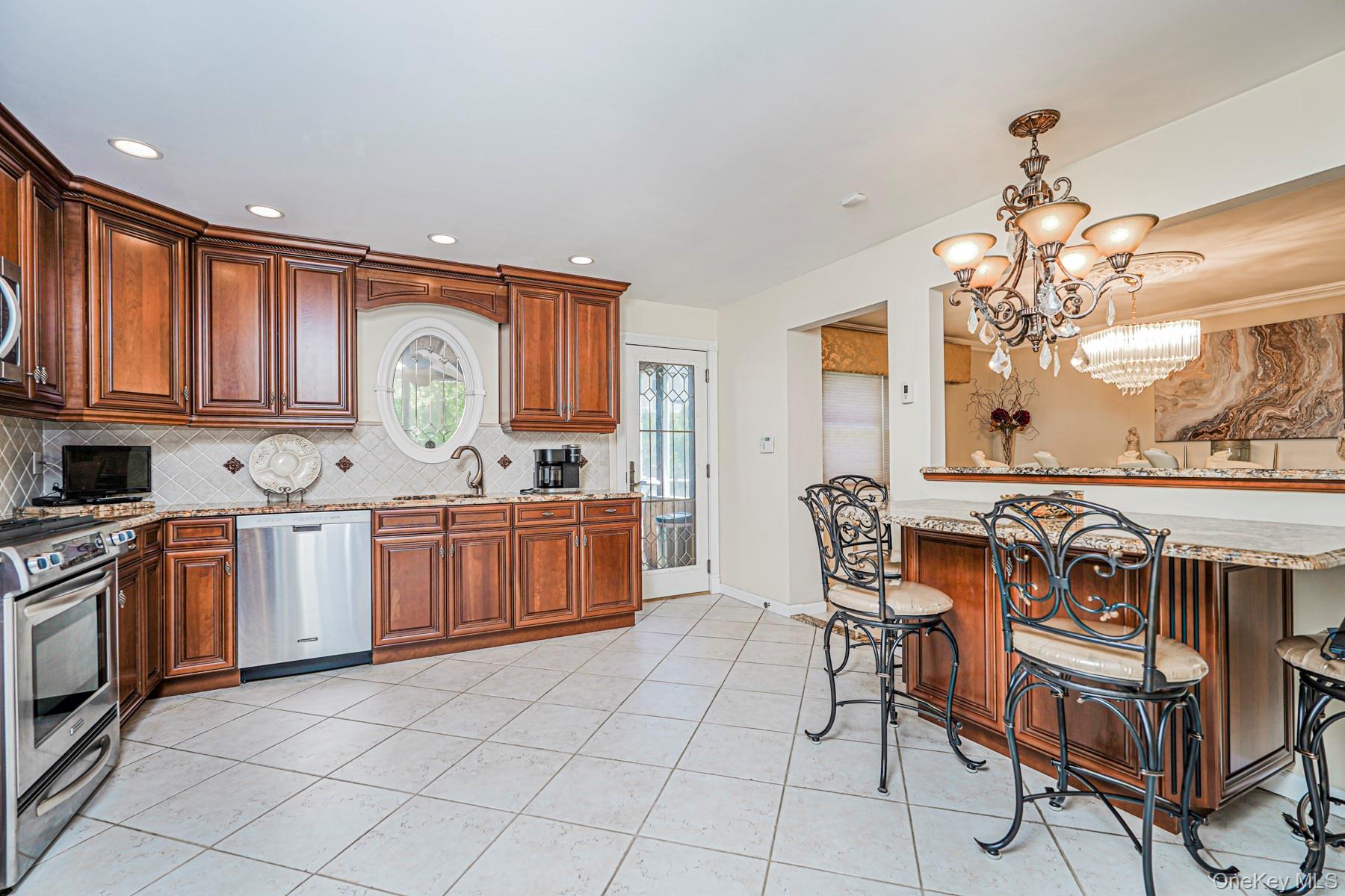 Single Family Drum  Staten Island, NY 10309, MLS-996506-11