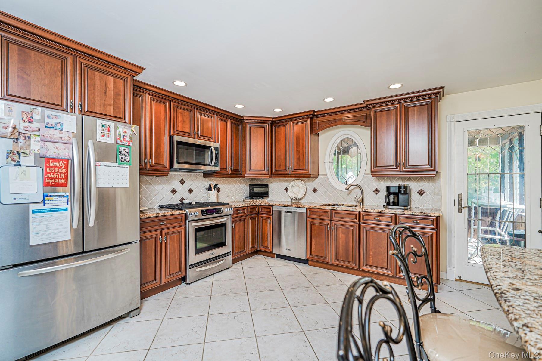 Single Family Drum  Staten Island, NY 10309, MLS-996506-12