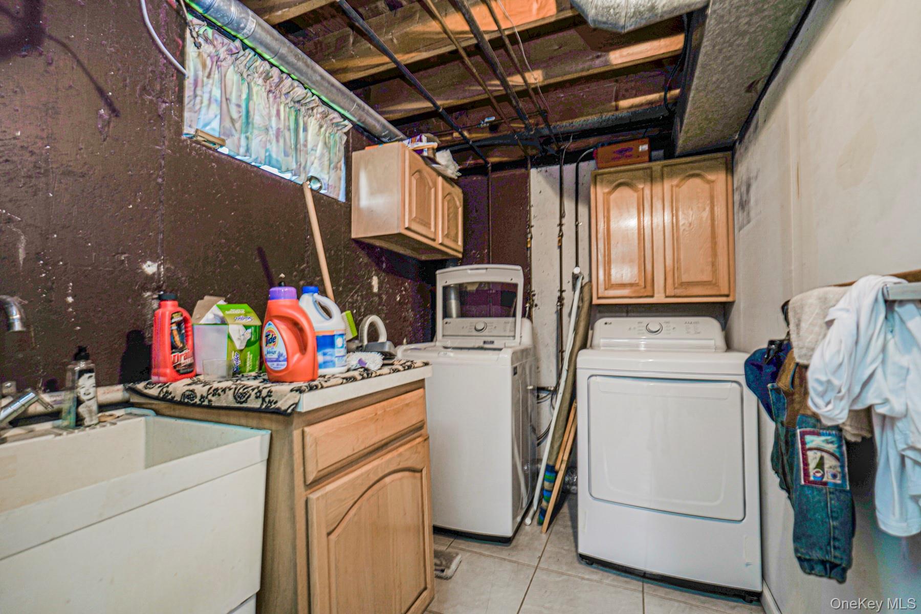 Single Family Drum  Staten Island, NY 10309, MLS-996506-21