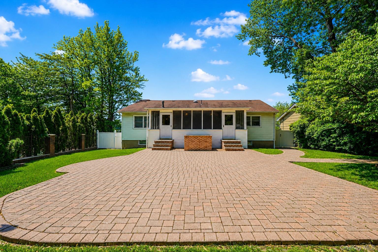 Single Family Drum  Staten Island, NY 10309, MLS-996506-30